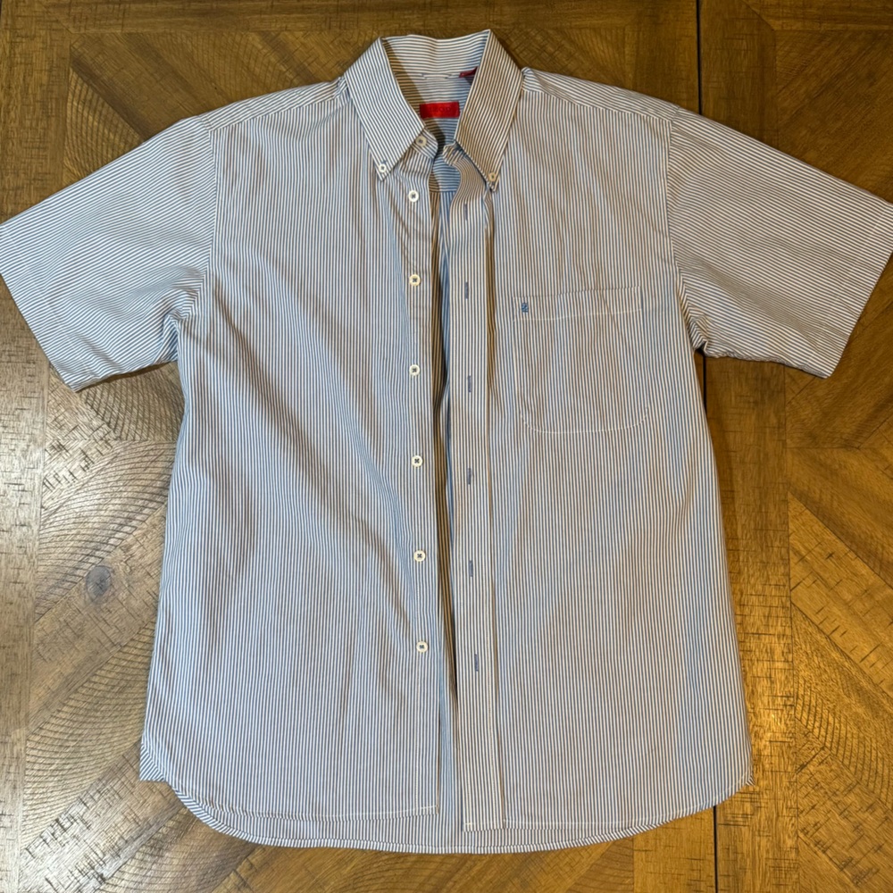 IZOD Men's Blue Striped Button Up Short Sleeve Shirt NWOT